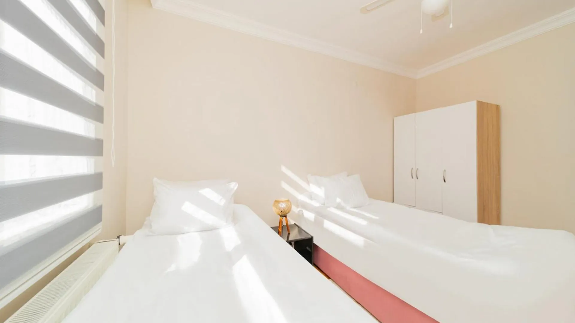 Central Flat W Balcony 10 Min To Hadrian Gates Apartment Antalya Turkey