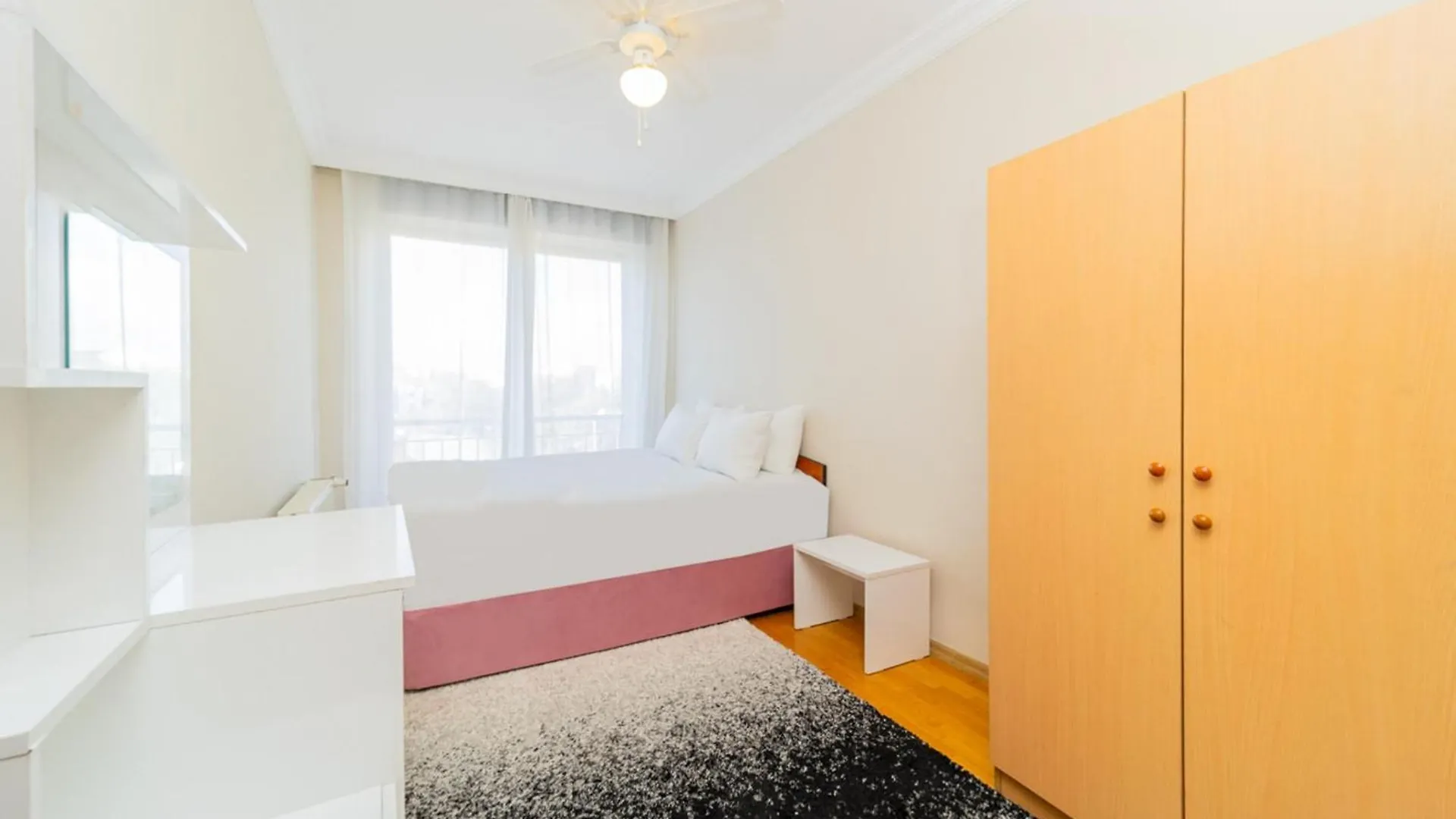 Central Flat W Balcony 10 Min To Hadrian Gates Apartment Antalya Turkey